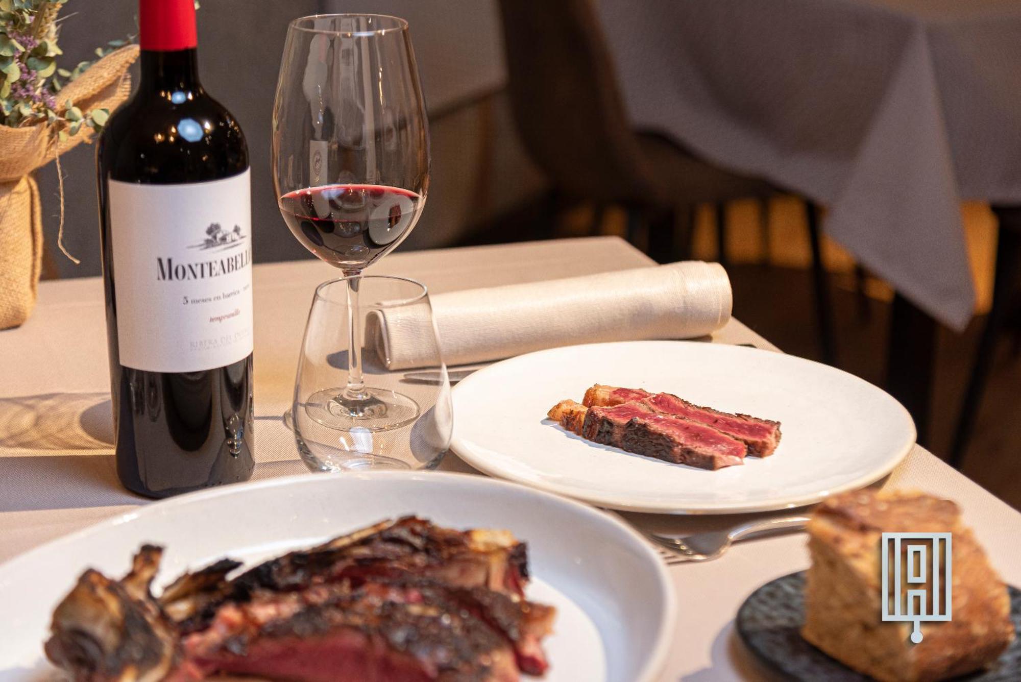 Restaurante Hotel Abadesa Villagonzalo Pedernales Zewnętrze zdjęcie