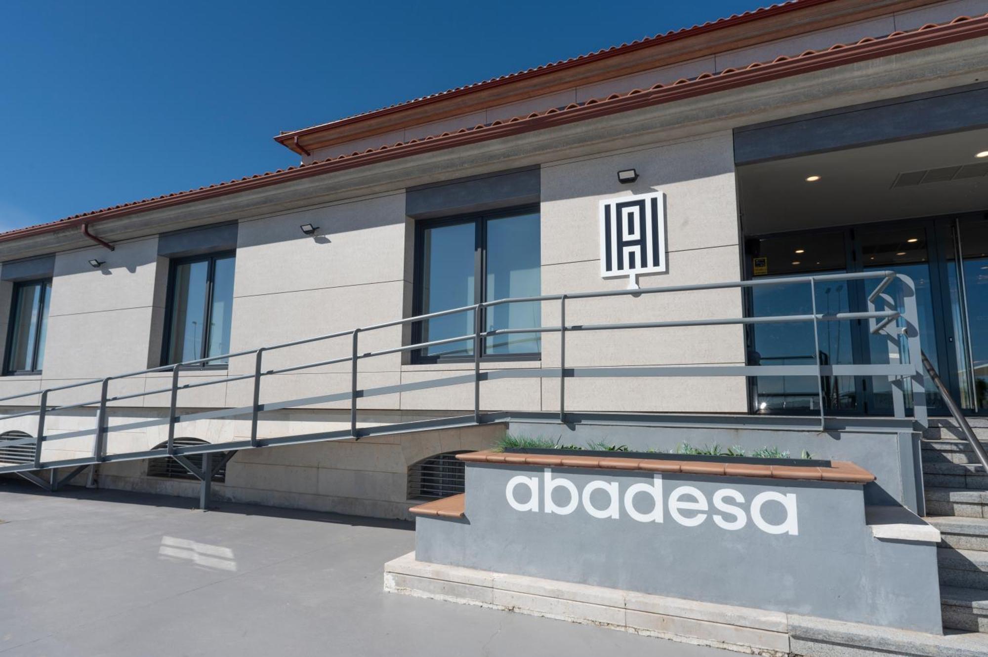 Restaurante Hotel Abadesa Villagonzalo Pedernales Zewnętrze zdjęcie